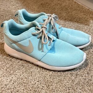 Nike Women's Sky Blue Sneakers